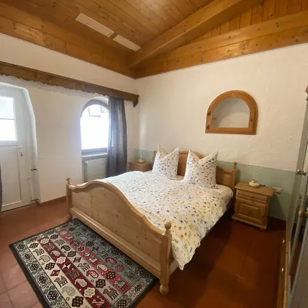 Am Kaisersteig Apartment *